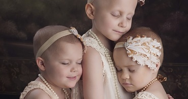 Fotografia fetițelor bolnave de cancer care a făcut înconjurul lumii, recreată după 3 ani