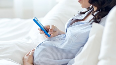Ce caută gravidele pe Google? 5 întrebări trăsnite