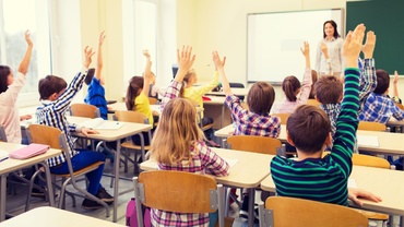 Structura anului şcolar 2017-2018. Când începe şcoala şi când sunt vacanţele