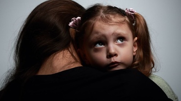 "Am aflat că anxietatea şi despresia mea îl afectează pe copilul meu mai tare decât credeam". Valabil pentru toate mamele