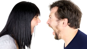 Când te cerți cu el pentru ceea ce nu e, uitând ce-i mai important: tot ceea ce e