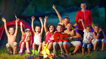 De la ce vârstă să-mi trimit copilul în tabără?