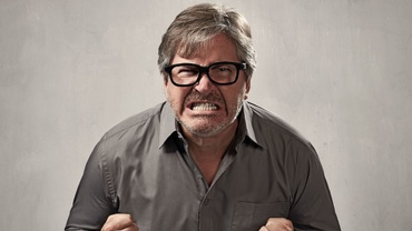 “F***-ți gâtu’ mă-tii de copil!”