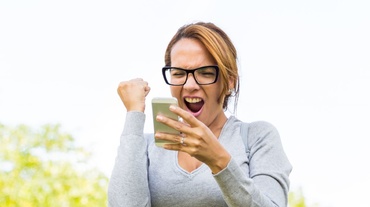 Am reușit! Alăptatul în public poate deveni o lege cu acte în regulă