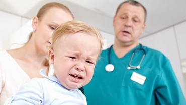 Polițiștii și medicii nu-s sperietoare de copii