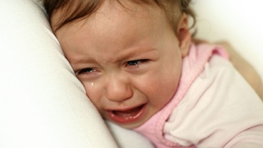 Puiul de om care avea nevoie doar de o îmbrăţişare