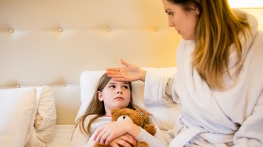 Copii sănătoși în sezonul rece – care sunt provocările și cum le gestionăm?