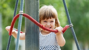 Nu mai creșteți genii, creșteți copii fericiți!