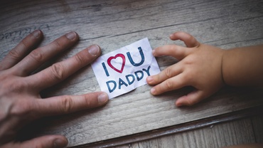 Specialistul spune: 9 nevoi pe care nu i le poți cumpăra cu bani