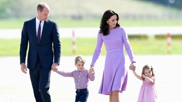 Principii de creştere a copiilor, impuse la Palatul Buckingham. Cum îşi cresc Kate şi William copiii