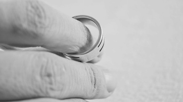 Trei copii mai târziu, am divorţat. Am preferat să o facem înainte de a ajunge să ne urâm