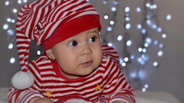 Primul Crăciun în trei. Cum să faceţi din primul Crăciun cu bebe o amintire de neuitat