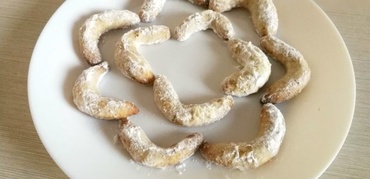 Dulciuri delicioase de Crăciun. Cornulețe fragede
