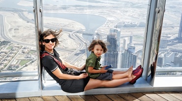 Se întâmplă şi la case mai mari. Dana Rogoz, despre dependenţa de telefon a fiului ei