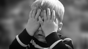 Plânsul la români are sex, vârstă, program și doză recomandate