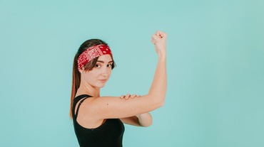 Tipuri de mămici de pe grupurile de Facebook. De la mama ştie tot la mama ulei de cocos