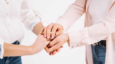 Într-o lume în care poți fi orice, alege să fii bun!