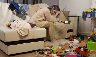 Am obosit chiar şi să spun că am obosit. Uneori, simt că maternitatea nu este pentru mine