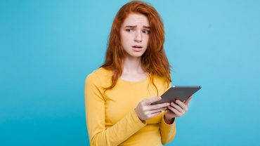 ”O tâmpenie de articol” – De ce ți-ai irosi timpul lăsând comentarii agresive?