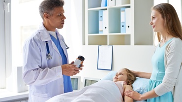 Boala Crohn la copii. Definire, simptome şi tratament