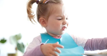 Prichindeii pretenţioşi la mâncare. Care sunt cauzele şi ce este de făcut