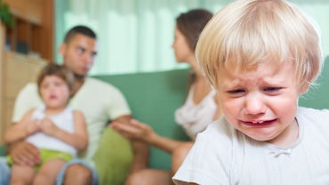 Cuvintele pe care tu şi partenerul nu aveţi voie să le rostiţi în faţa copilului