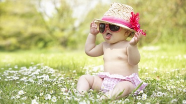 Protejeaza bebelusul de soare! Cum poti preveni arsurile solare