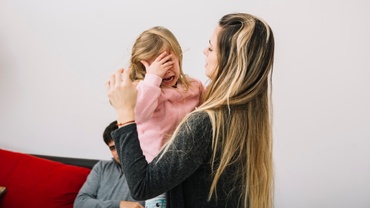 3 schimbări minore din spaţiul casei, care promit să reducă tantrumurile copilului