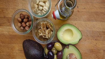 Alimente care conțin grăsimi bune – vouă care vă place cel mai mult?