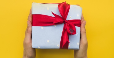 De ce-aș da bani pentru cadoul de Crăciun?