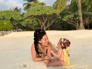 Laura Cosoi, despre vacanța în Maldive cu fetița de doar 7 luni - Galerie Foto