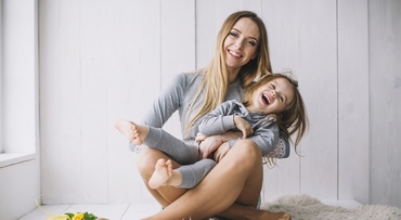 Este dovedit științific: legătura dintre mamă și fiică este mai puternică decât se crede