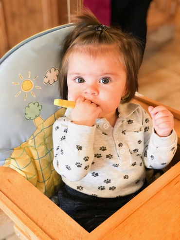 Laura Cosoi, despre diversificarea micuței Rita: secretul e un echilibru între informațiile primite de la medic și instinct