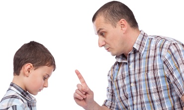 22 de expresii pe care le-am auzit noi, dar pe care n-ar trebui să le mai audă și copiii noștri