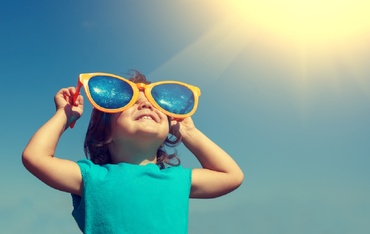 Protecția solară la copii. Ce e indispensabil să știe