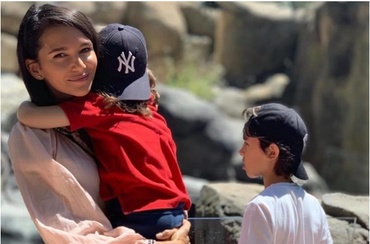 Copiii cresc și se desprind de noi