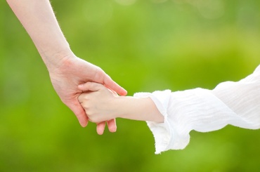 Scrisoare pentru mama care își lasă copilul să își desprindă aripile, spre grădiniță