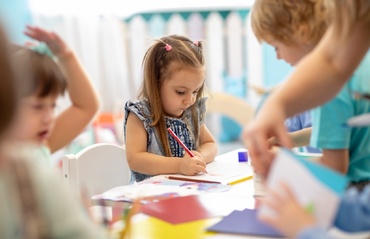 Curriculumul pentru grădiniță a fost modificat cu 3 săptămâni înainte de începutul anului școlar. Despre ce modificări este vorba
