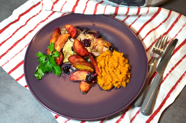 Rață cu fructe caramelizate și piure de cartofi dulci – rețetă pentru sărbători