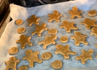 Cei mai simpli și mai buni biscuiți de Crăciun (fără zahăr)