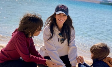 3 copii? Mai lăsați-i și pe alții