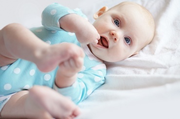 Bebelușul de 4 luni – singurele progrese care contează cu adevărat