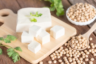 Tofu – când se introduce în alimentația bebelușului și ce beneficii oferă