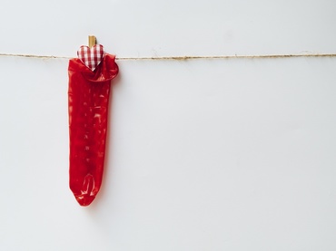 Bine că nu le oferim copiilor educație sexuală, dar în schimb le spunem că: