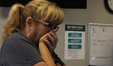 14 cadre emoționante în care bunicii își întâlnesc nepoții, pentru prima dată