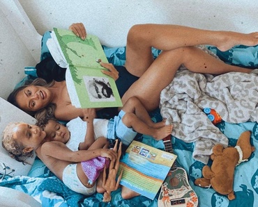 Chrissy Teigen: "Cea de-a treia sarcină este dificilă"