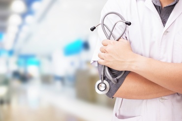 Gripa versus COVID versus răceală banală. Informații esențiale și cea mai bună metodă de prevenție
