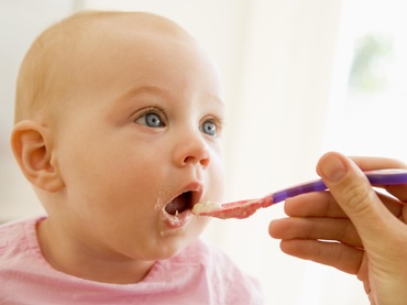 Alimentatia copilului intre 0 si 12 luni