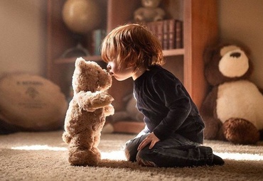 Latura fascinantă a vieții de părinte, surprinsă în fotografiile unui tătic