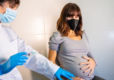 Pfizer-BioNTech anunță începerea studiilor clinice ale vaccinului său, COVID-19, la femeile gravide